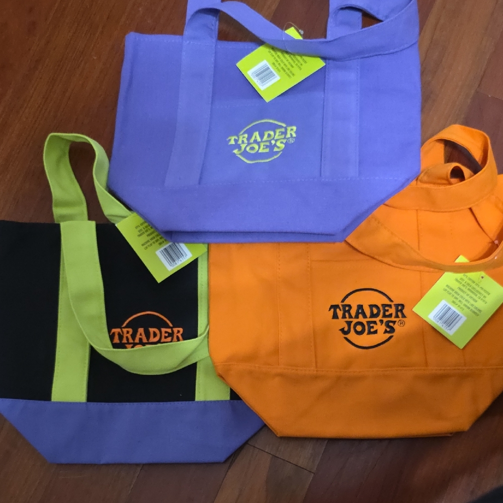 Trader Joe's Colorful Tote Bag Set
